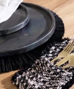 Bazar Bizar Assiette En Terracotta Grande Noire -Chef&Sommelier-boutique assiette en terracotta grande noire 2