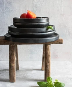 Bazar Bizar Assiette Moyenne En Terracotta Noire -Chef&Sommelier-boutique assiette moyenne en terracotta noire 5