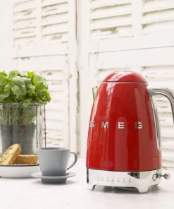 Smeg Bouilloire 1,7 L En Inox Rouge -Chef&Sommelier-boutique bouilloire 1 7 l en inox rouge 2