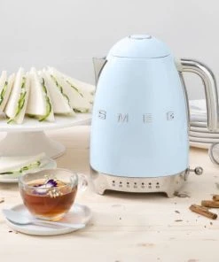 Smeg Bouilloire Année 50 1,7 L E En Inox Bleu -Chef&Sommelier-boutique bouilloire annee 50 1 7 l e en inox bleu 2