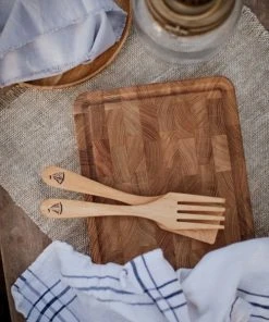 EcoFurn Planche à Découper 30x20x3 Cm - Frêne 8 EcoFurn Planche à Découper 30x20x3 Cm - Frêne -Chef&Sommelier-boutique planche a decouper 30x20x3 cm frene 1