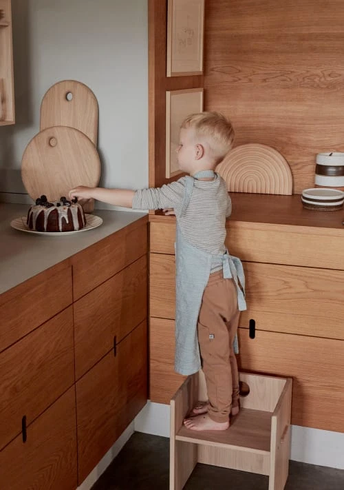 OYOY Living Design Planche à Découper Marron Chêne H2x48x22,5cm 6 OYOY Living Design Planche à Découper Marron Chêne H2x48x22,5cm – Image 4