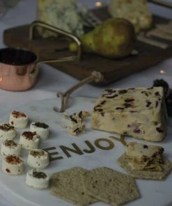 Artesa Plateau De Fromage Ronde Avec Ecriture En Marbre Blanc&doré -Chef&Sommelier-boutique plateau de fromage ronde avec ecriture en marbre blanc dore 2