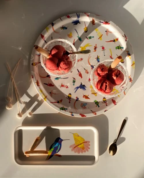 ALL THE WAYS TO SAY Plateau Rond Oiseaux En Bois 39cm 4 ALL THE WAYS TO SAY Plateau Rond Oiseaux En Bois 39cm – Image 2